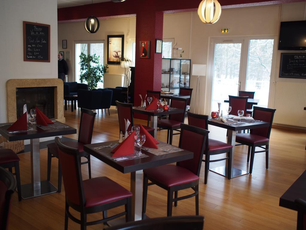 The Originals City, Hotel Et Restaurant Aster, Saint-Avold Nord Крётцвальд-ла-Круа Экстерьер фото