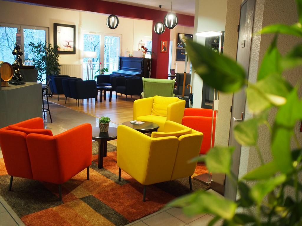 The Originals City, Hotel Et Restaurant Aster, Saint-Avold Nord Крётцвальд-ла-Круа Экстерьер фото