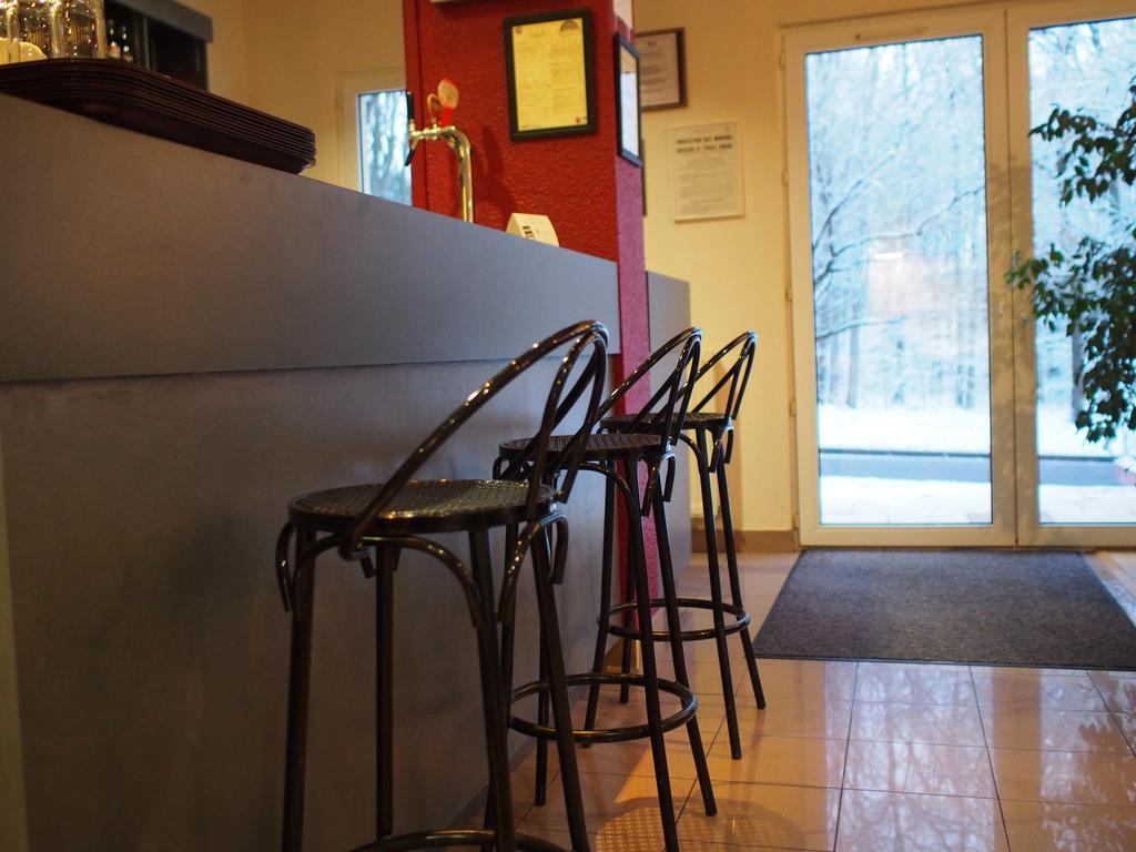 The Originals City, Hotel Et Restaurant Aster, Saint-Avold Nord Крётцвальд-ла-Круа Экстерьер фото