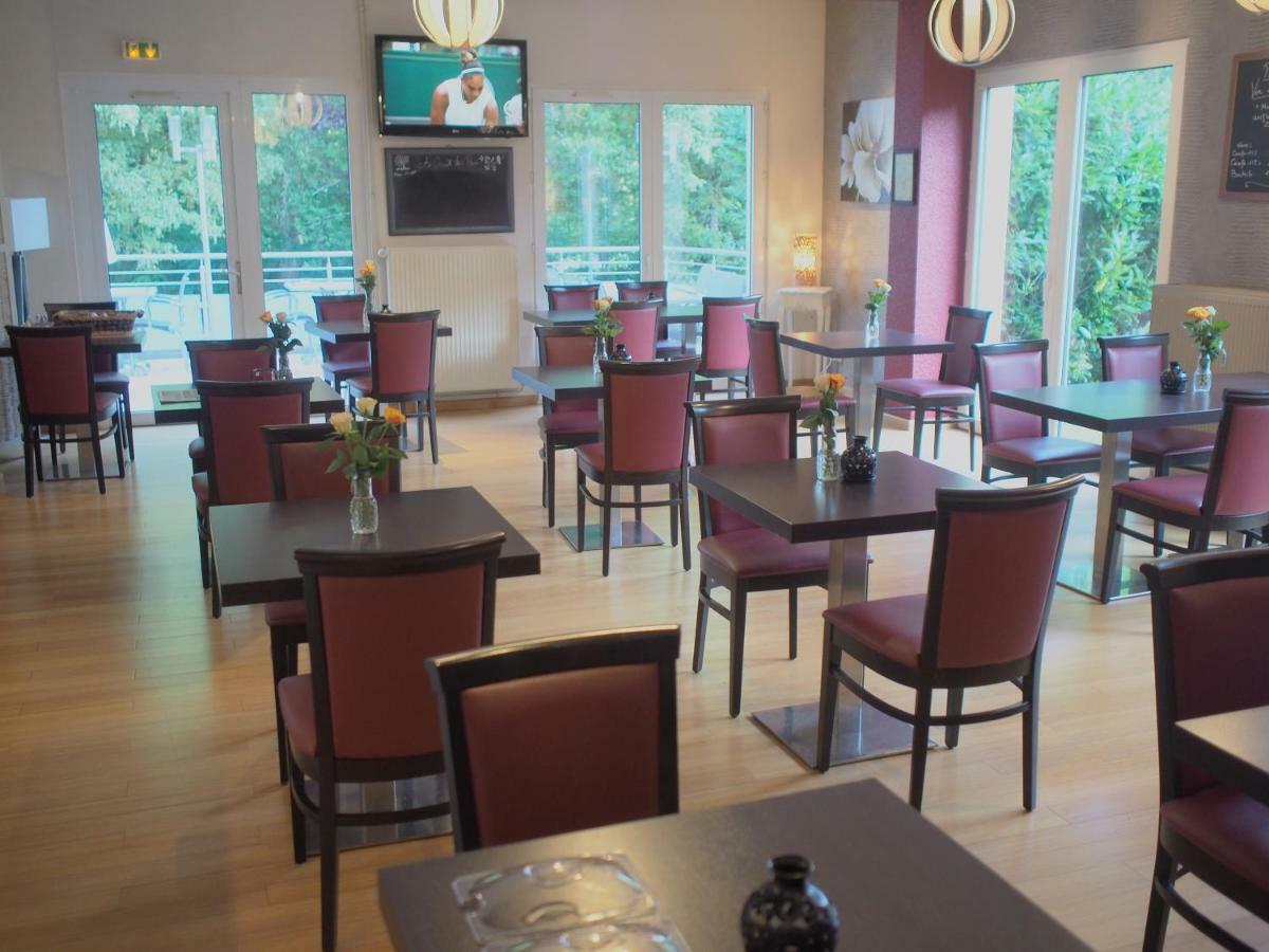 The Originals City, Hotel Et Restaurant Aster, Saint-Avold Nord Крётцвальд-ла-Круа Экстерьер фото